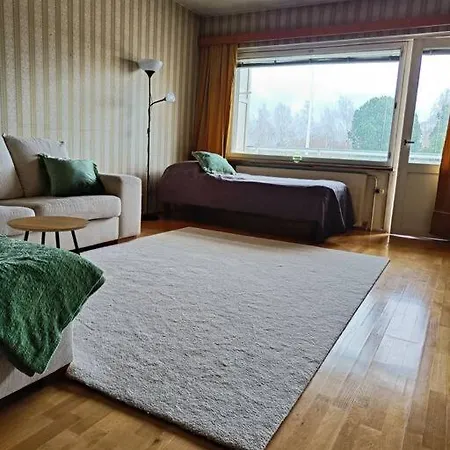 Iso Kolmio, Mahtavalla Jokinaekymaellae Joensuu Exterior foto