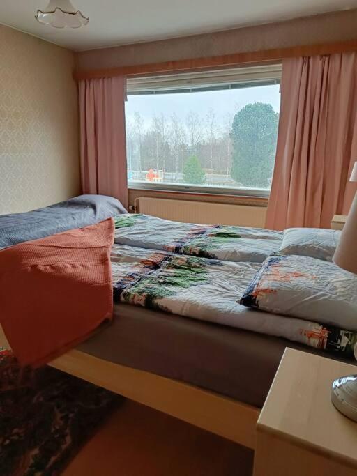 Apartment Iso Kolmio, Mahtavalla Jokinaekymaellae
